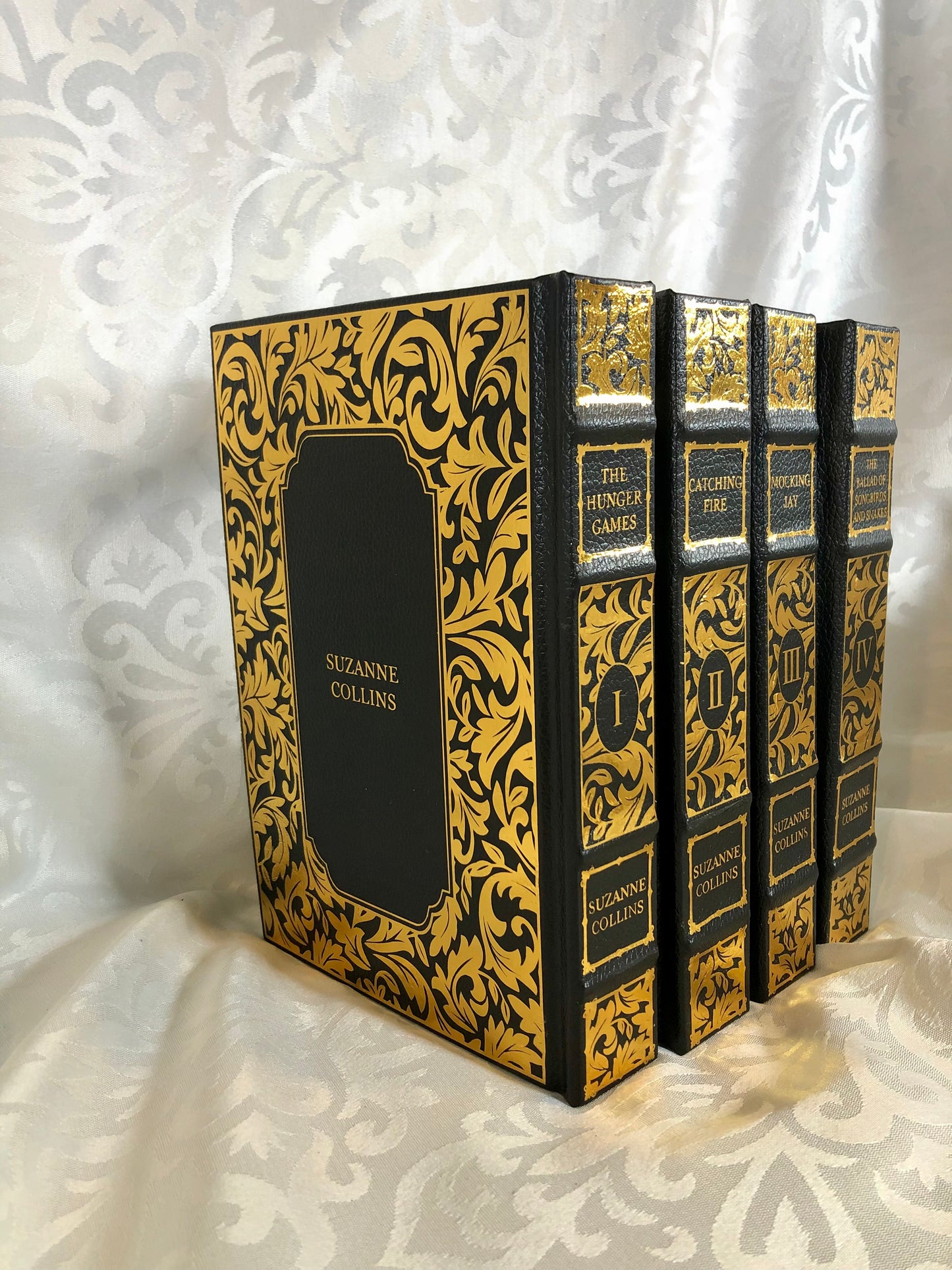 The Hunger Games - Leatherbound