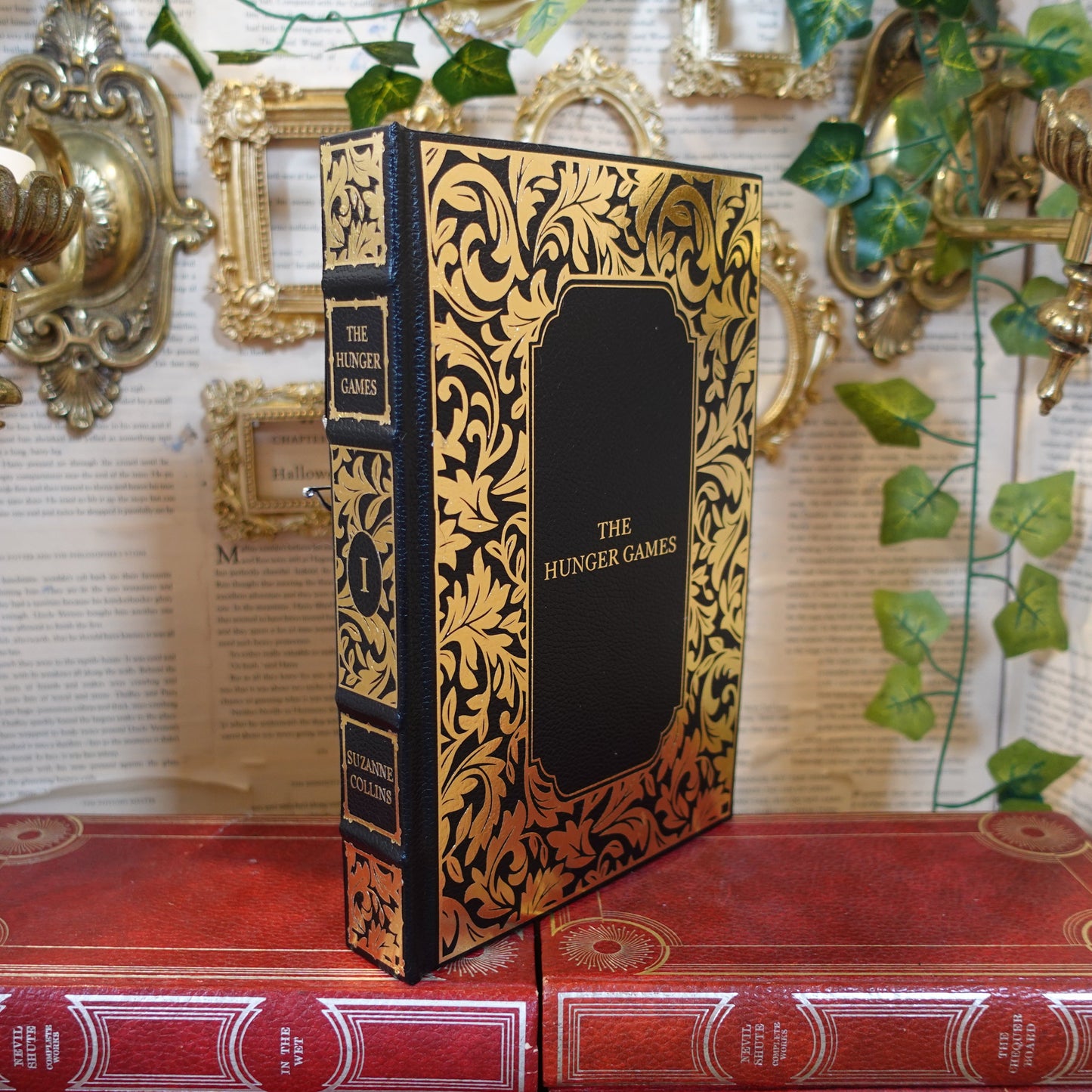 The Hunger Games - Leatherbound