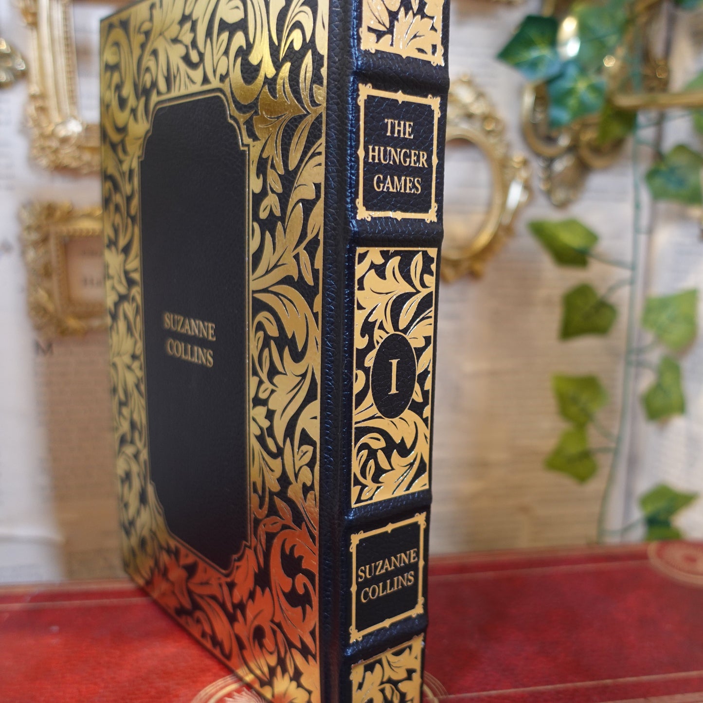 The Hunger Games - Leatherbound