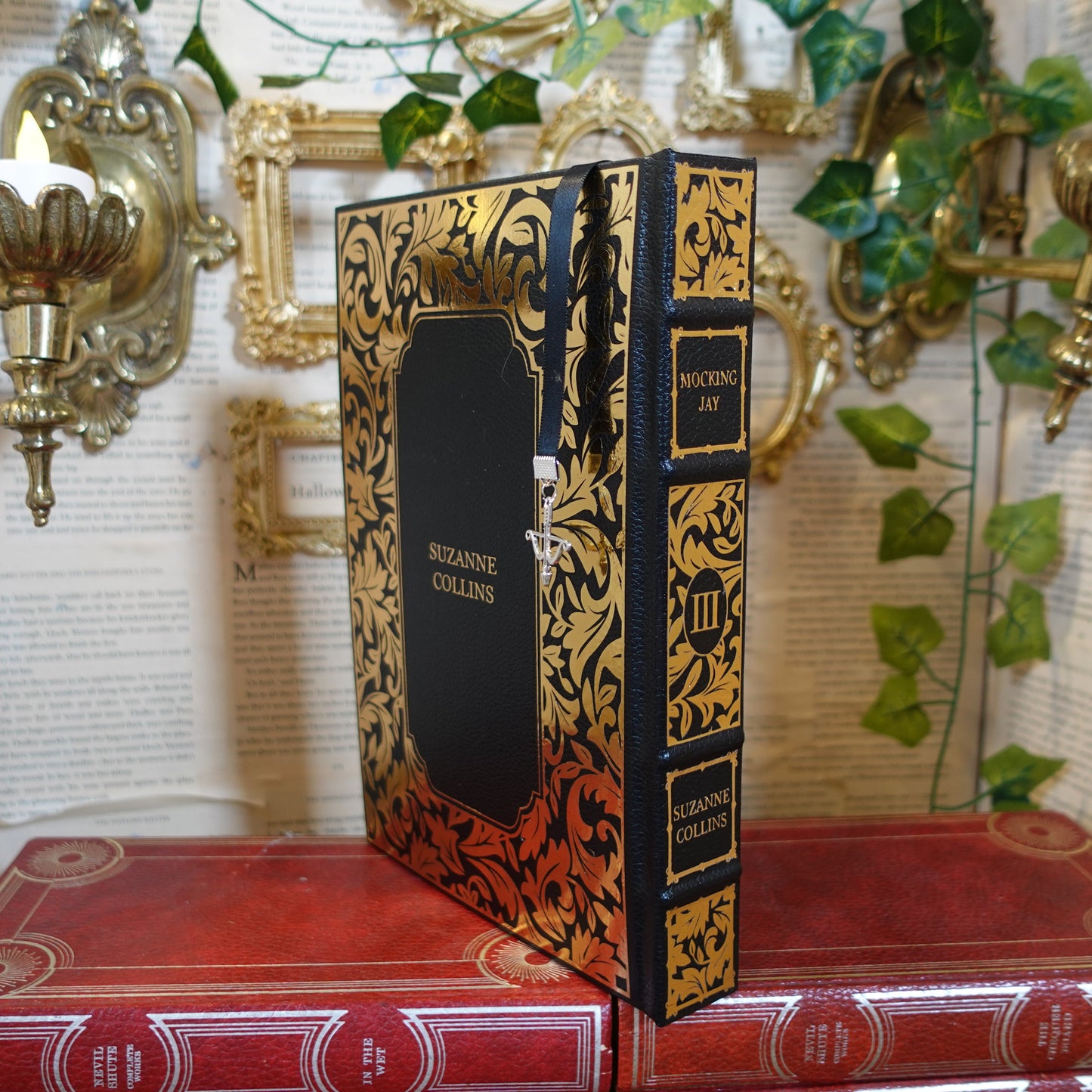 The Hunger Games - Leatherbound