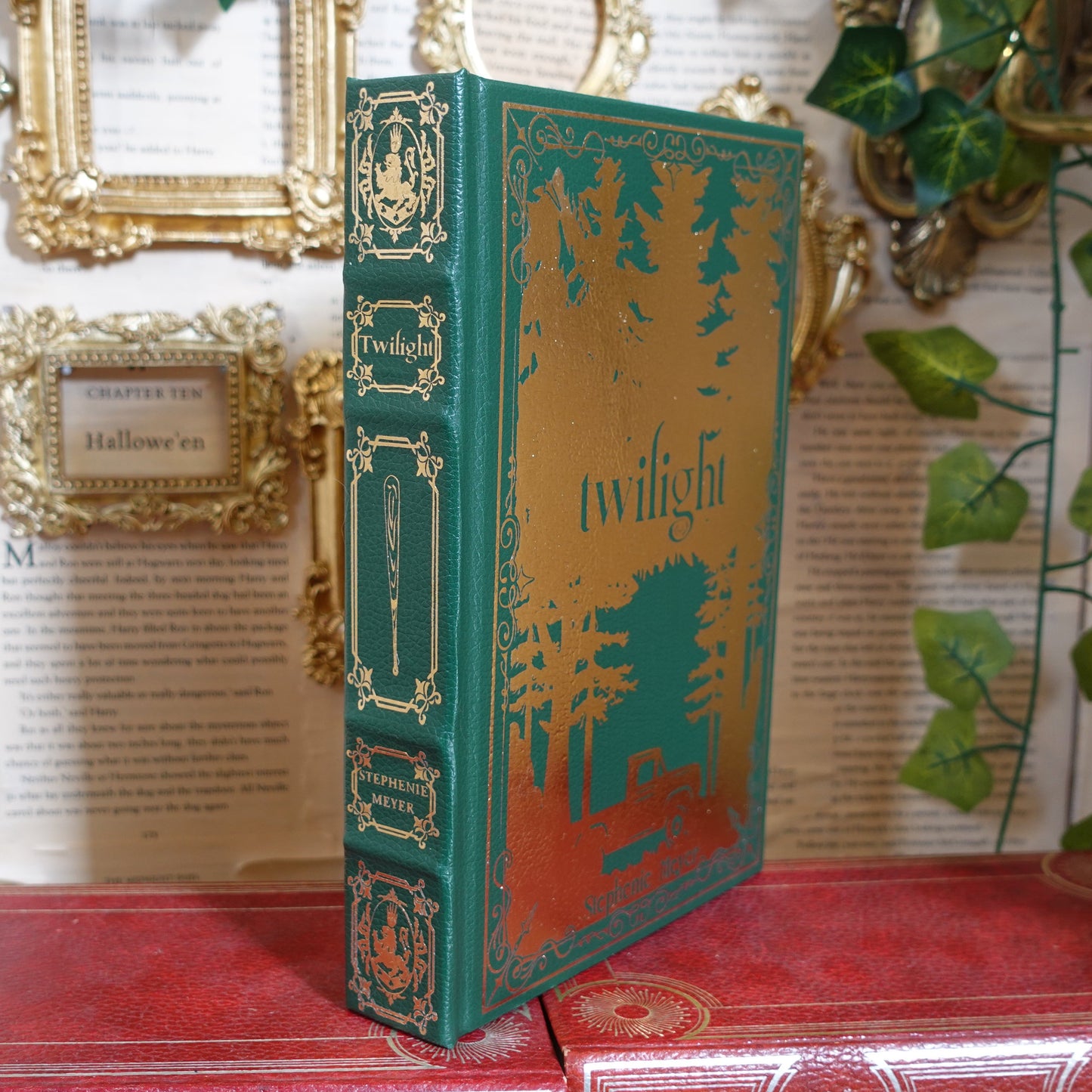 Twilight - leatherbound edition