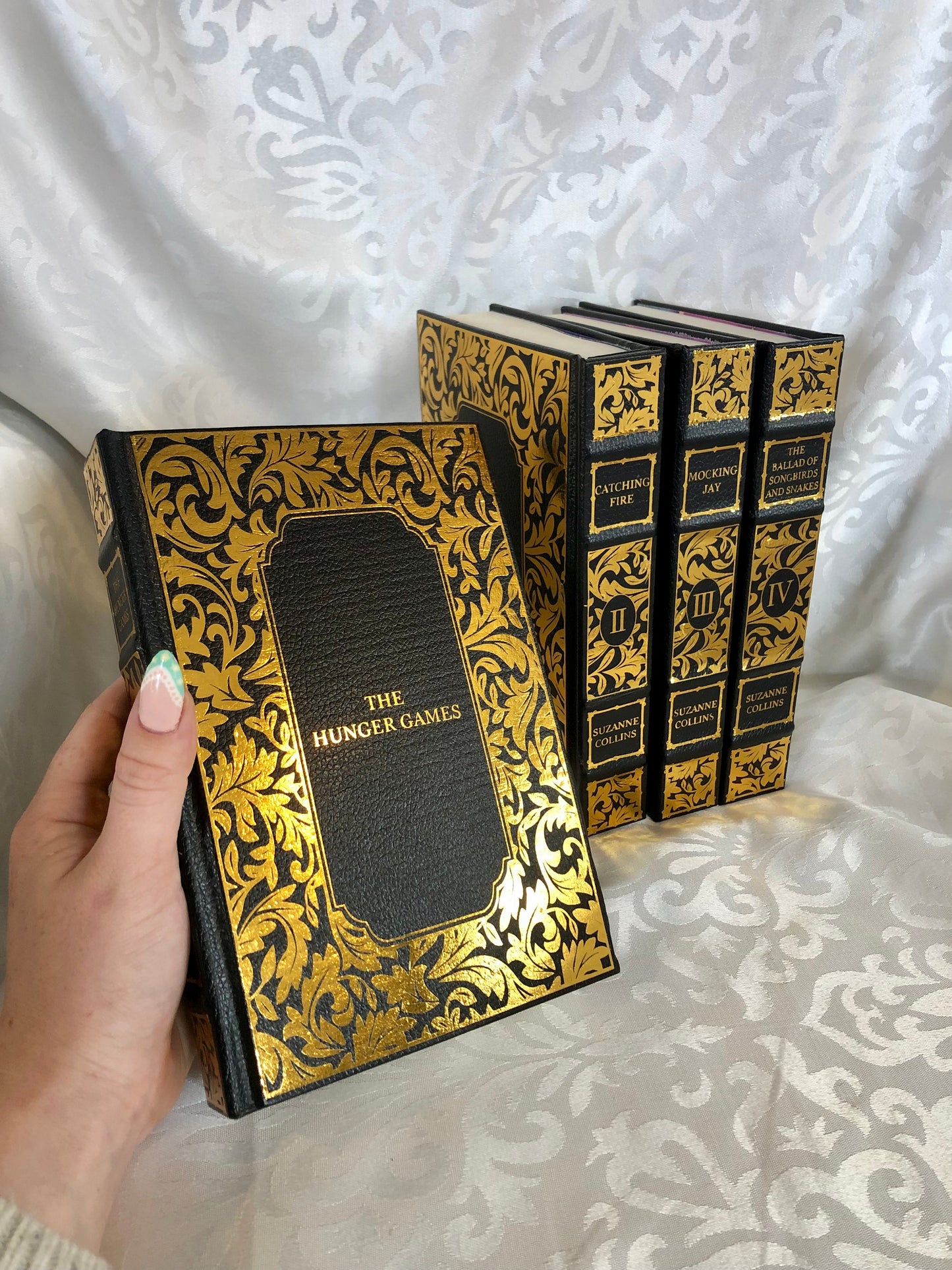 The Hunger Games - Leatherbound